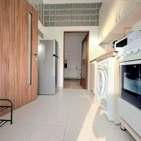 Central Stay Apartment
